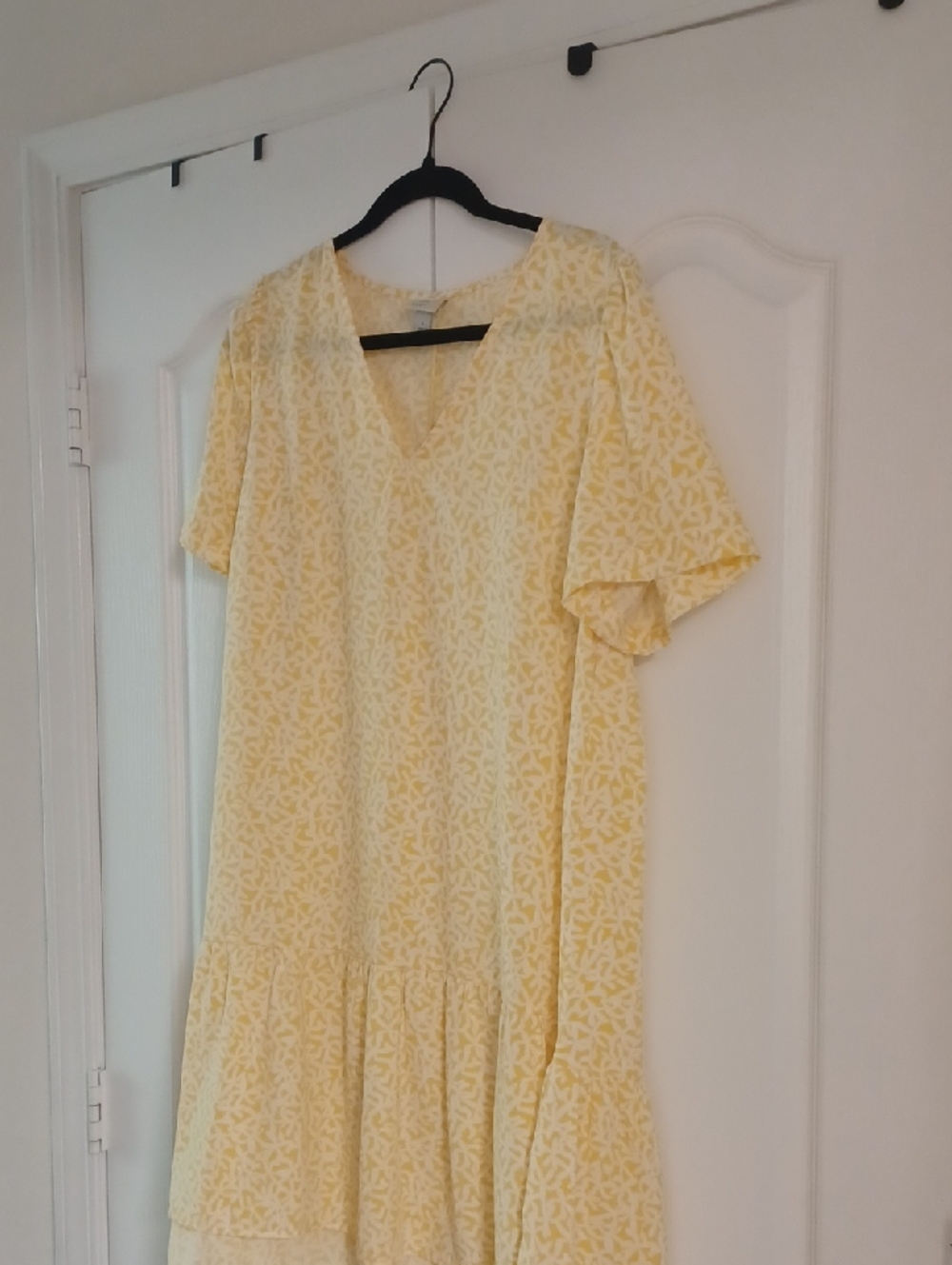 Short Sleeve Drop Waist Yellow Dress